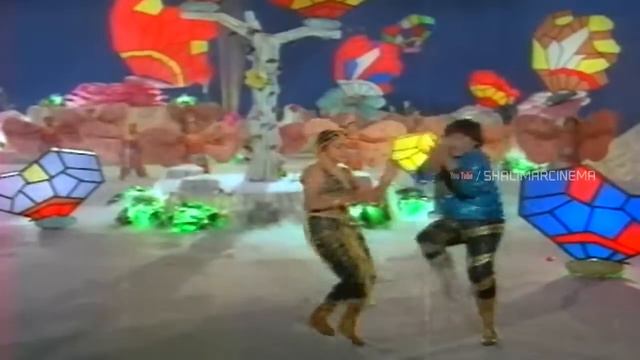 Kokamma Cheppamma Video Song || Donga Mogudu Movie || Chiranjeevi, Madhavi, Radhika смотреть онлайн