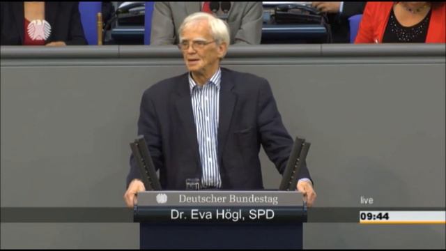 Norbert Lammert ermahnt Angela Merkel (Debatte zur Reform des VS) смотреть онлайн