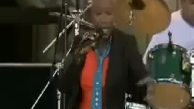 Angelique Kidjo "Bahia" смотреть онлайн