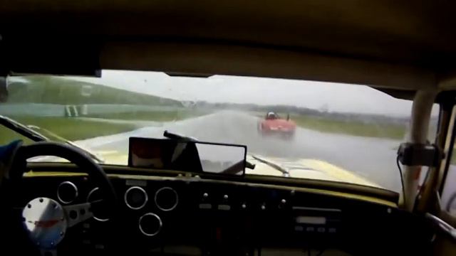 Austin Healey Gets Hit By Flying MGA Bonnet Assen 2011.mov
