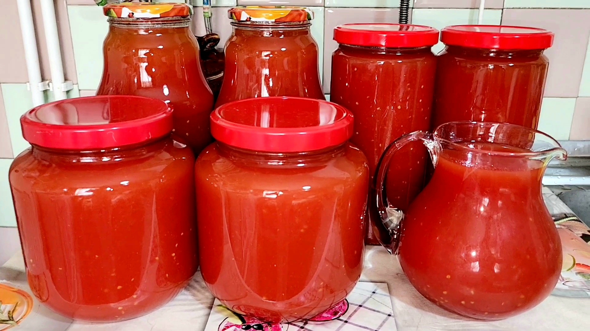ДОМАШНИЙ ВКУСНЕЙШИЙ ТОМАТНЫЙ СОК С МЯКОТЬЮ.🍅🍅🍅 смотреть онлайн