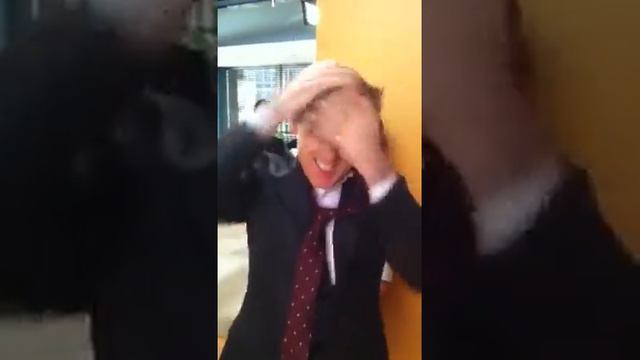 Alan Cumming - Twitter take over #4 'Done' смотреть онлайн