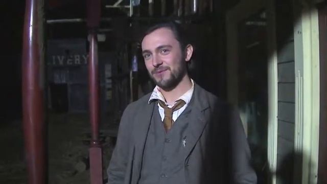 George on the set of Blood Moon смотреть онлайн