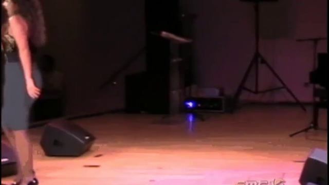 Chenoa Presenta Un Nuevo Tema En El Palau De La Música