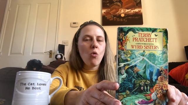 Mrs Mills’s Book Review смотреть онлайн