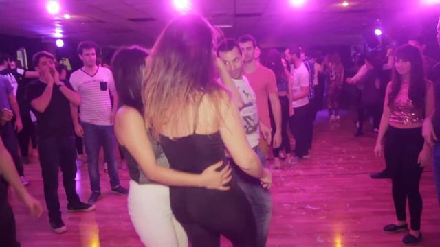Tony Bachata birthday circle смотреть онлайн