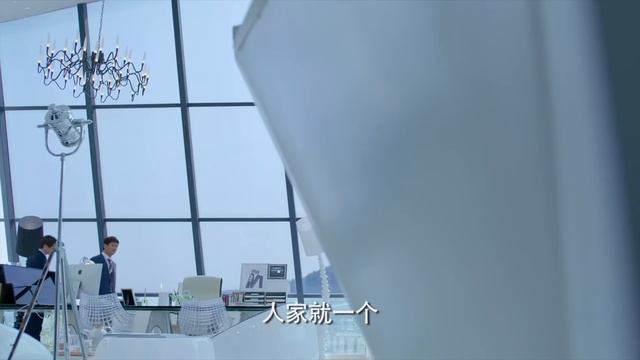 渣男挽留前妻遭拒絕，她找到了真心對待自己的愛人，渣男後悔極了！💘#cdrama