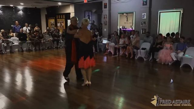 REBECCA & BRIAN KISS OF FIRE смотреть онлайн