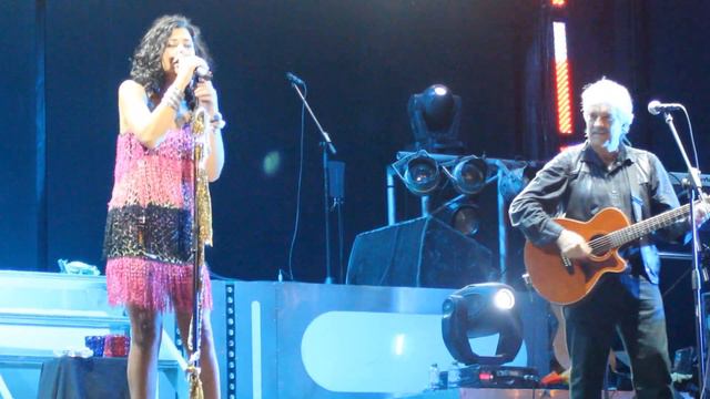 Lucía Pérez - Quen puidera namorala - Dumbría (A Coruña) 25.08.2013 смотреть онлайн