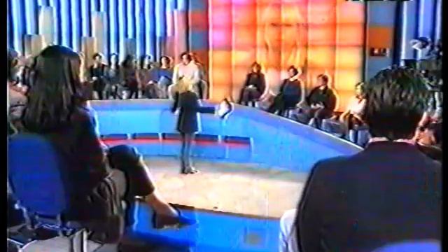RAFFAELLA CARRA : CRONACA IN DIRETTA ECCO A VOI RAFFAELLA