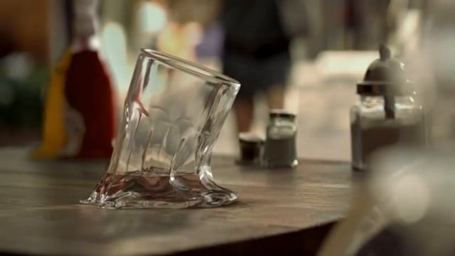 Perrier / Melting смотреть онлайн