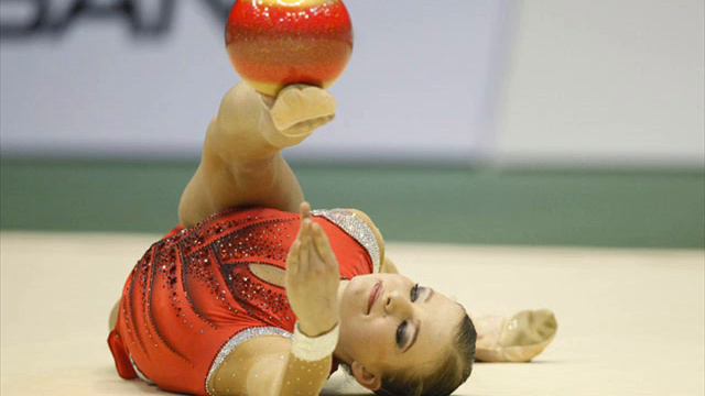 Olga Kapranova - Ball 2009 - Music