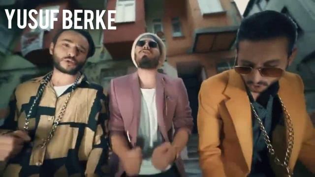ENES BATUR YENİ ŞARKISI - ÖPTÜM KANKİ BYE(Bruno Mars Uptown Funk Parodi) - TERSTEN OYNATILMIŞ HALİ! смотреть онлайн