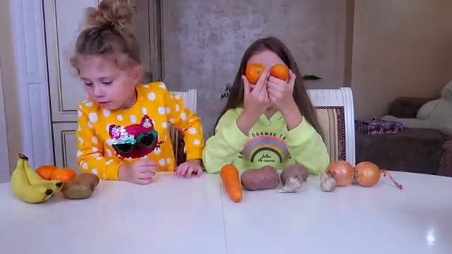 Melissa A TRISAT?!Challenge Cu JASMINA | Alege FRUCTELE Daca Vrei Sa CASTIGI!
