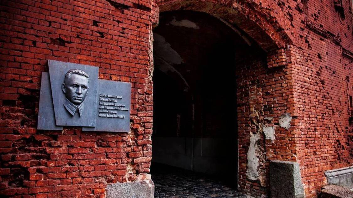 "Сила рока: Как герои Брестской крепости вечно живут в музыке" #музыка #metal #rock #history #ссср смотреть онлайн