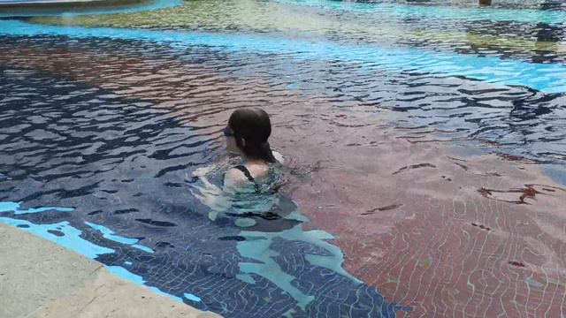 в басейне смотреть онлайн