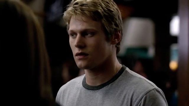 Stefan & Caroline - 1x01 #3 (So, you were born in Mystic Falls?) смотреть онлайн