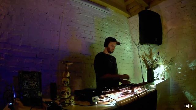 Ugol @ Spazio x TAKT w/ Kolomensky смотреть онлайн