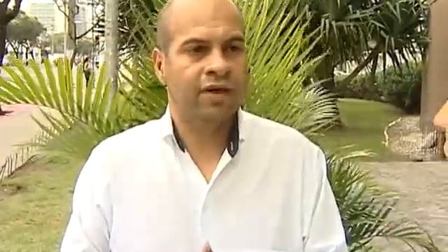 Morre taxista que acionou botão do pânico. смотреть онлайн
