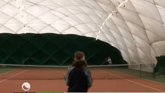 Halový tenisový turnaj už po tretíkrát смотреть онлайн