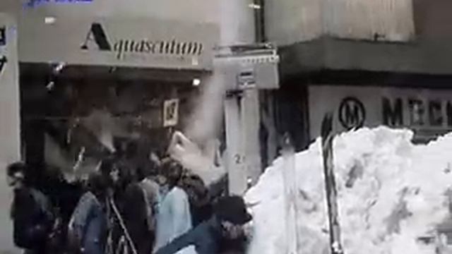 Bony a Klid - Snih ve Stepansky смотреть онлайн