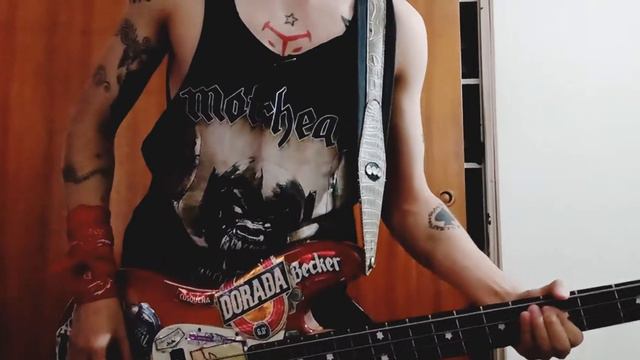 Yamane Mai 山根 麻以 - You and Me Still Keep On Fall In Love (Bass) смотреть онлайн