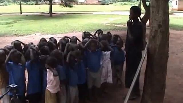 Museveni agugumbudde ab’eby’obulamu n’eby’enjigiriza смотреть онлайн