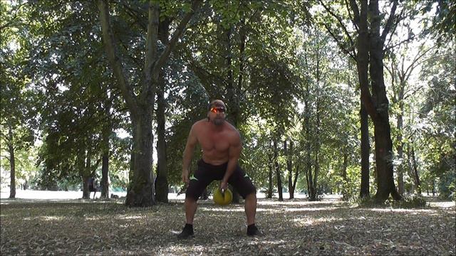 Mein Spinner wiegt 16 kg. Мой пудовый спиннер