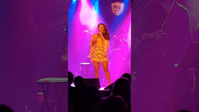 Ziynet Sali konseri jolly joker vadi смотреть онлайн