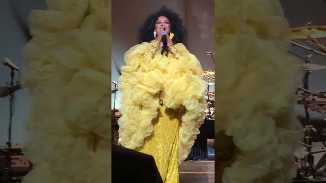 Diana Ross "Ain't No Mountain High Enough" in Charlotte, NC смотреть онлайн