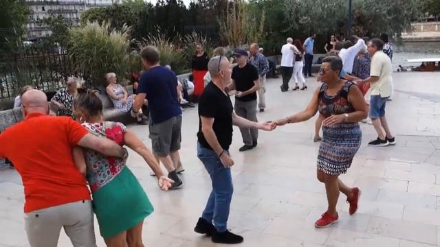 20220727 rock à Tino Rossi смотреть онлайн