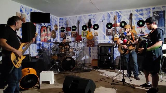 La Yaquesita Cover смотреть онлайн