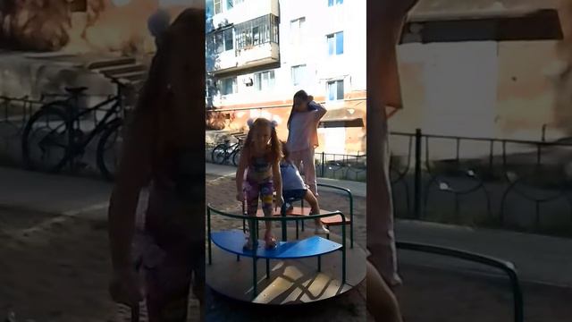 Моё первое видео. смотреть онлайн