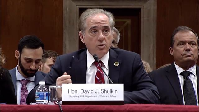 Sen. Murray Questions VA Sec. Shulkin at Senate Hearing смотреть онлайн