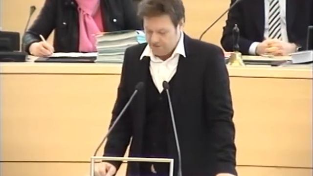 Robert Habeck zur finanziellen Situation der Hochschulen смотреть онлайн