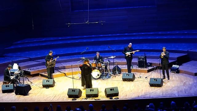 Josipa Lisac - O jednoj mladosti (Makedonska Filharmonija 20.04.2018) смотреть онлайн