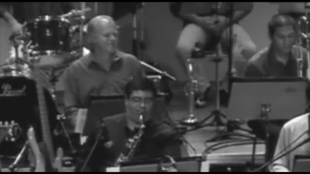 Vittor Santos & Big Band do Conservatório de Tatuí - Etienne et Margot (Idriss Boudrioua) смотреть онлайн