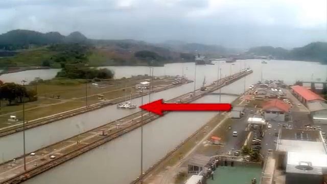 Laura Dekker Panama Canal Crossing