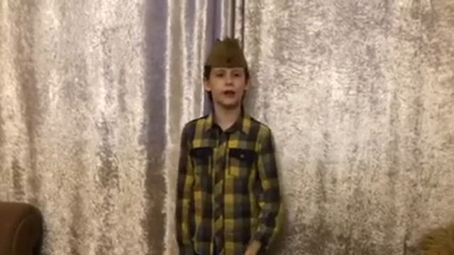 Егор Дмитриев, 8 лет. РАССКАЗ ТАНКИСТА (А. Твардовский) смотреть онлайн