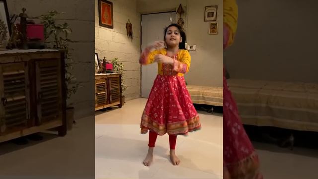 Mahisasuro Mardini Dance Performance by Kyrah смотреть онлайн