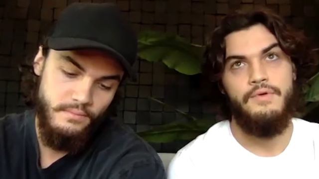 What Happened to the Dolan Twins? смотреть онлайн