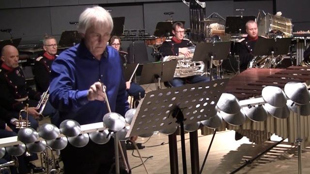 Butterfly: Kai Stensgaard & Prinsens Musikkorps