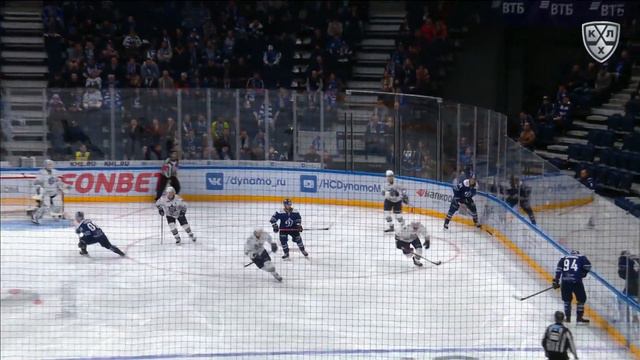 Olkinuora stops it with his stick смотреть онлайн