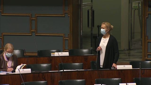 Mari Rantanen perussuomalaiset : politiikka on mahdollisuuksien taidetta смотреть онлайн