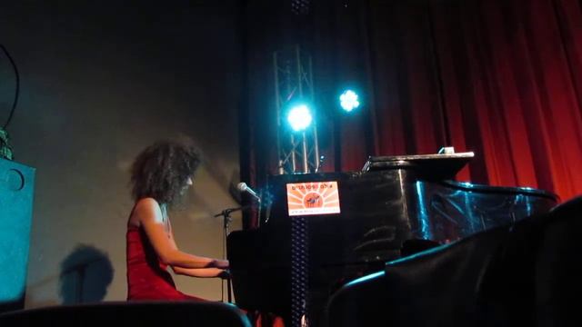 Tango of The Second Chance - רות דולורס וייס