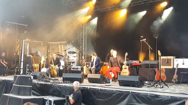 Thomas Dutronc festidreuz 2016 part 1/2 смотреть онлайн