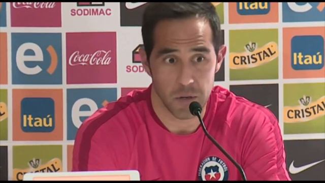 Claudio Bravo Se Enoja Con Periodista Por Preguntarle Por Falcao