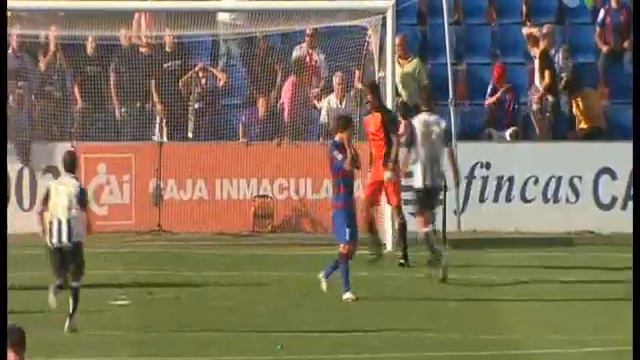Mariano Barbosa Para Penalti Al Huesca.
