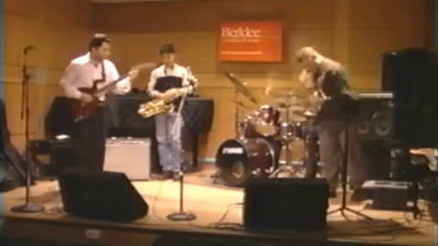 sing a song of song .composer Kenny Garrett .performed by Theodoros Skouteris on guitar смотреть онлайн