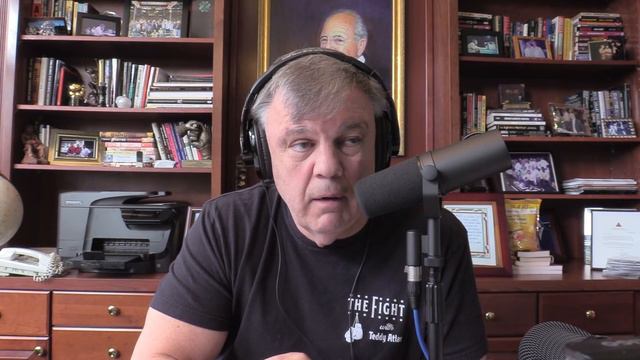 Teddy Atlas Preview + Prediction On Canelo Alvarez Vs Billy Joe Saunders | CLIP
